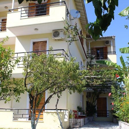 Sapfo Studios & Apartments Нидри Екстериор снимка