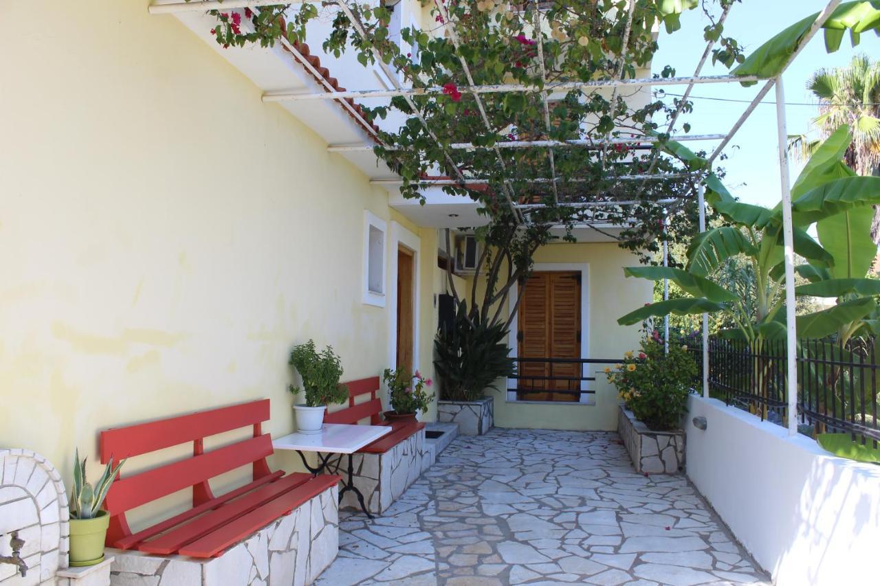 Sapfo Studios & Apartments Нидри Екстериор снимка